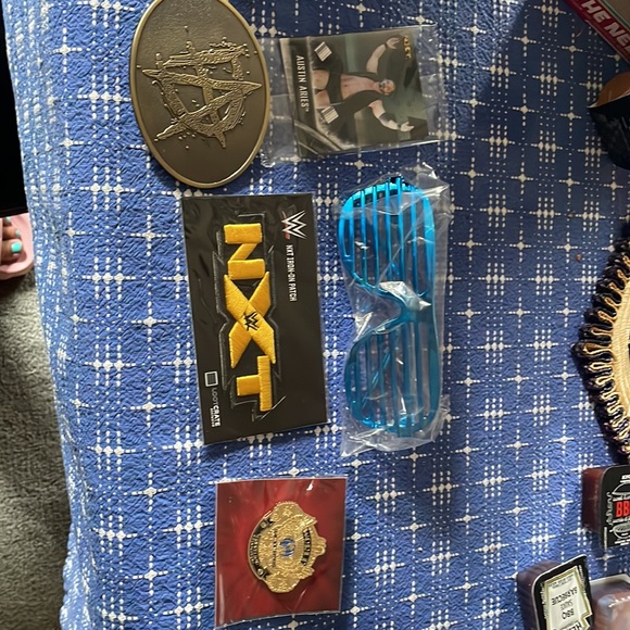 The first ever WWE Slam crate/Lootcrate. - Picture 7 of 8